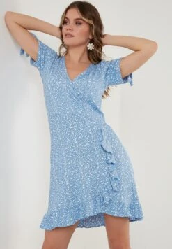 LELA FLORAL RUFFLE DETAIL - Freizeitkleid - Baby Blue 13 LELA FLORAL RUFFLE DETAIL - Freizeitkleid - Baby Blue -Modekleidung 092f445a0eb441a68f51e1d440a45900