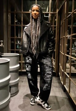 YOURTURN UNISEX - Sweatshirt - Brown -Modekleidung 27dd5b1492ae4433b6b26f82708bd4b7