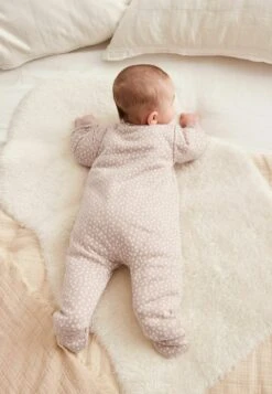 Next 2.5 TOG WADDED SINGLE STANDARD - Strampler - Beige Cream 10 Next 2.5 TOG WADDED SINGLE STANDARD - Strampler - Beige Cream -Modekleidung 3655f42244284b56a8d5fabe92c15ab6