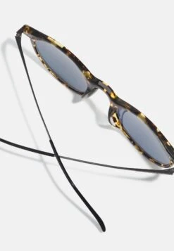 Calvin Klein UNISEX - Sonnenbrille - Vintage Havana -Modekleidung 64a9ae4e71f941c79bea426d076be39b