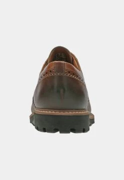 Clarks BATCOMBE WING - Schnürer - Brown -Modekleidung 898dad8a80b74101887afd519786f26e