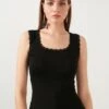 LELA SQUARE NECK LACE DETAILED ATHLETE - Top - Black -Modekleidung 9419b9799d704da9b715bd0fd3ac7d76
