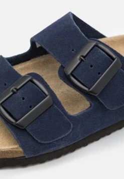 Pier One LEATHER UNISEX - Hausschuh - Dark Blue -Modekleidung a5a88158e25a4eb4b3e59dc262861c25