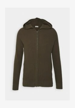 Pier One Strickjacke - Olive 11 Pier One Strickjacke - Olive -Modekleidung a81152b028c541559bc8c312bc754da5 1