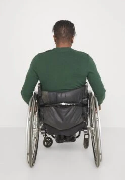 Pier One Strickpullover - Dark Green 12 Pier One Strickpullover - Dark Green -Modekleidung aa0d6dc69d9f473dbb78d6e9e5e795c4