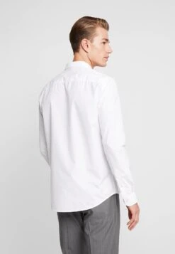 Pier One 2 PACK - Businesshemd - White/light Blue -Modekleidung be6c104a9fb24ec4b7e3fbf862bb62fa