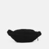 Pier One UNISEX - Gürteltasche - Black -Modekleidung d184f8ac0fe74deabe6e37372fa5dbb9