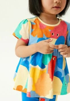 Next SHORT SLEEVE AND SET - Shorts - Multi Character Shapes -Modekleidung d2787b38d5ec43af87f81e5feec95f95 1