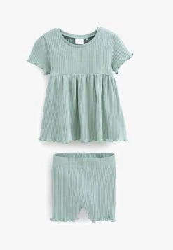 Next SHORT SLEEVE AND SET - Shorts - Multi Character Shapes -Modekleidung dba9e5858ac14580a48fa40c80d34200