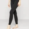 Spanx SEAMLESS ECOCARE - Leggings - Strümpfe - Very Black -Modekleidung dd458cf08aa54dbc87c04ecf1e1dcd4e