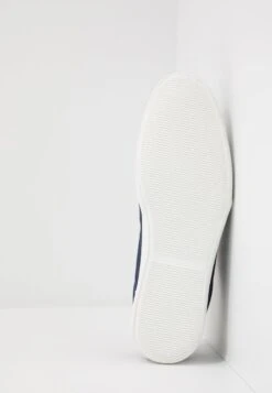 Pier One UNISEX - Sneaker Low - Dark Blue -Modekleidung e752f9ad01314be7869db9ae10f02a5b