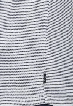 Indicode Jeans IDMORLER - T-Shirt Print - Off-white 13 Indicode Jeans IDMORLER - T-Shirt Print - Off-white -Modekleidung e7ac48232b594e678964cb9ede5823b3