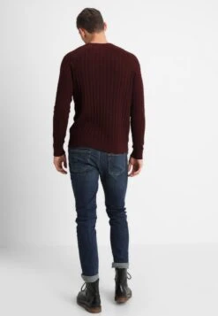 Pier One Strickpullover - Mottled Bordeaux -Modekleidung fc1817f3db34423ca2bcccf59d46c923